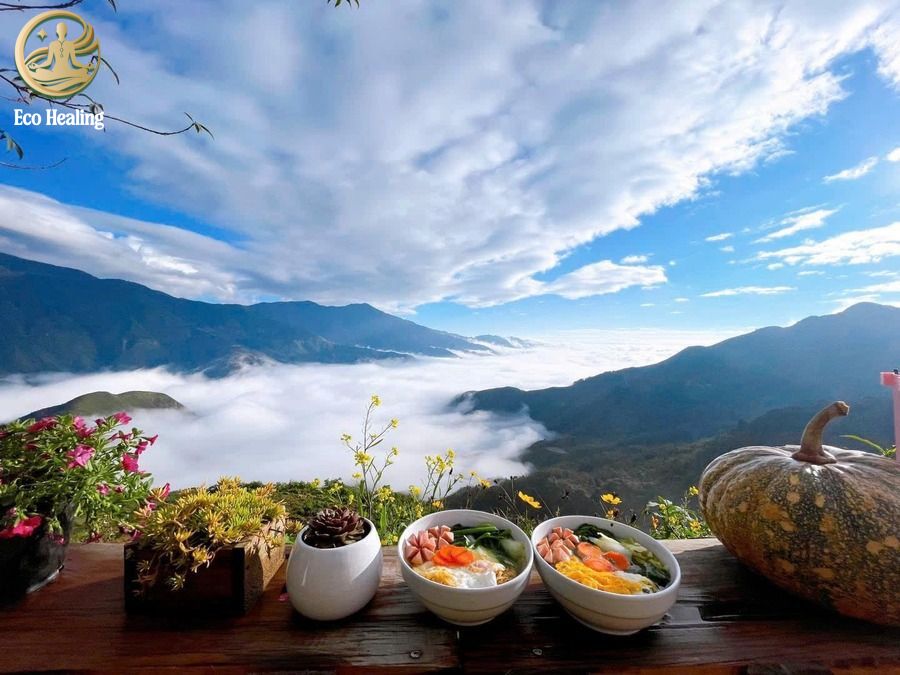 Lịch trình Trekking Tà Xùa 2 ngày 1 đêm: Ăn gì, ở đâu, check-in góc nào?