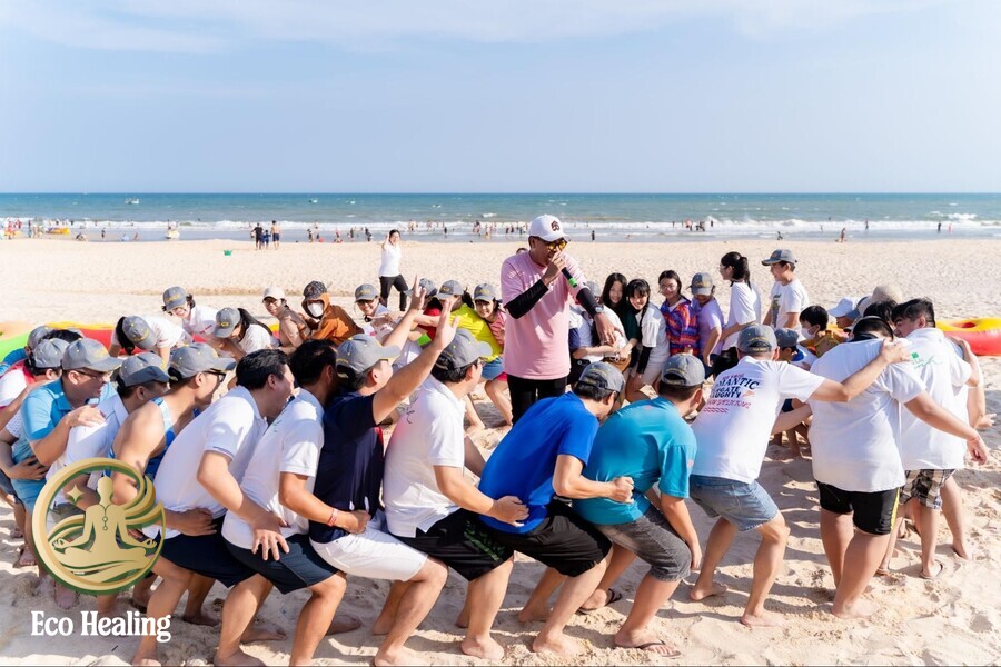 Tour kết nối đồng đội (team bonding)