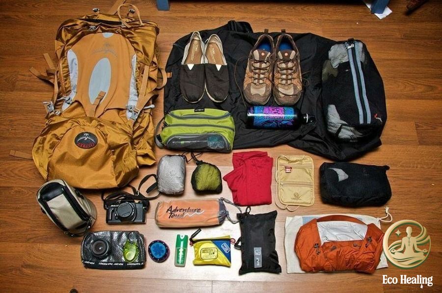 Trọn bộ Dụng cụ Trekking cơ bản và nâng cao: Mua gì để không lãng phí?