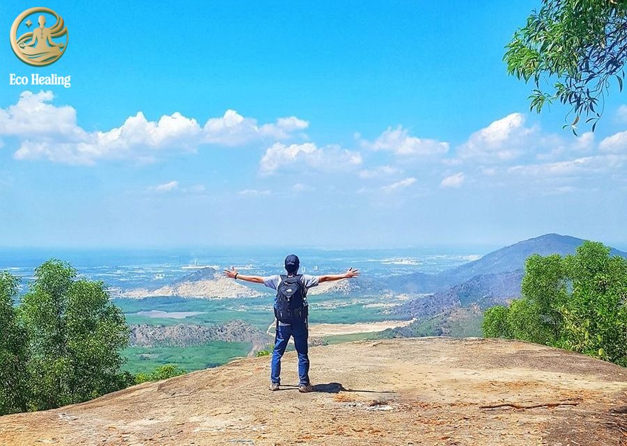 Trekking Núi Dinh (Vũng Tàu): Cung đường suối Tiên mát lạnh giải nhiệt mùa hè.