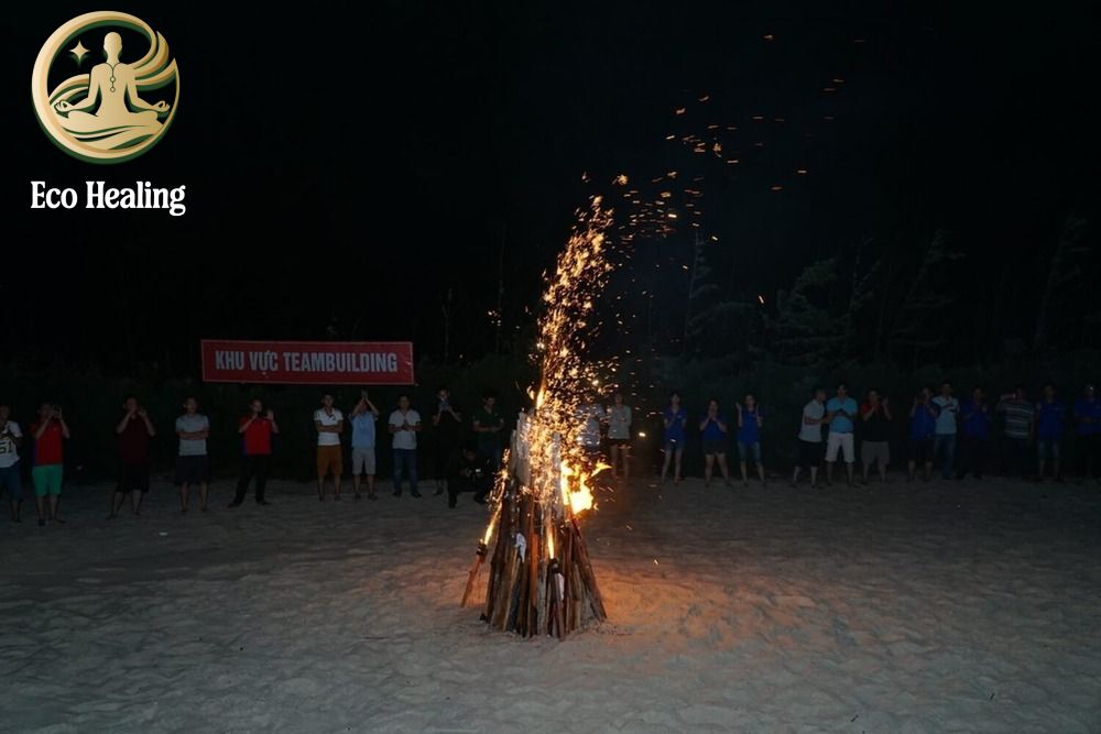 Lửa trại không khói: Phương pháp nhóm lửa an toàn, thân thiện môi trường.